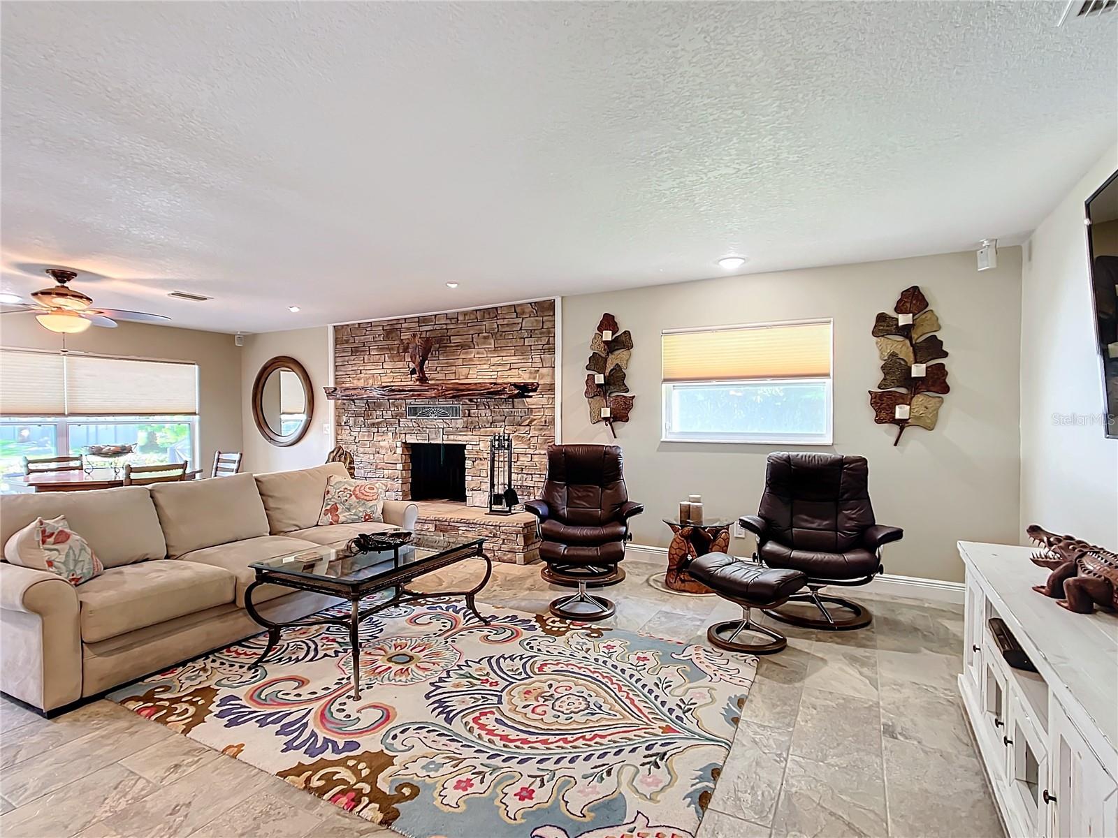 556 NW 9TH AVE, CRYSTAL RIVER, FL, 34428