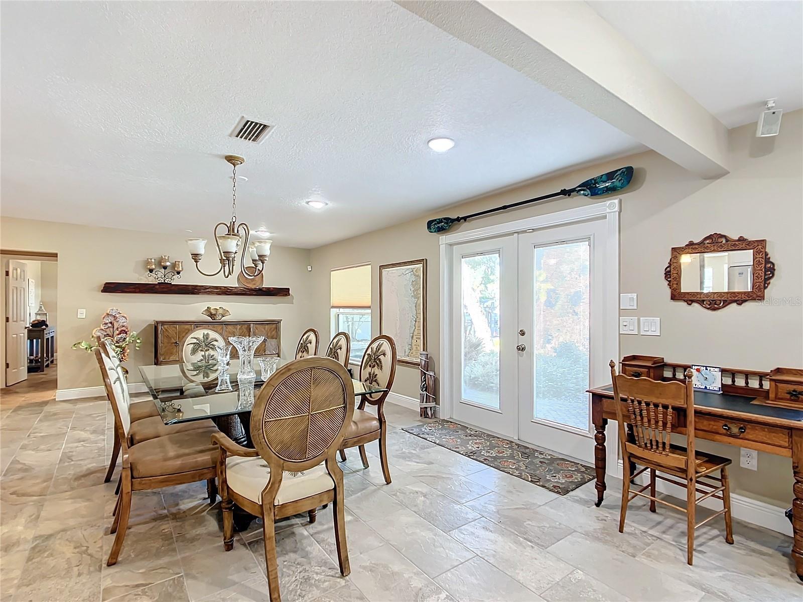 556 NW 9TH AVE, CRYSTAL RIVER, FL, 34428