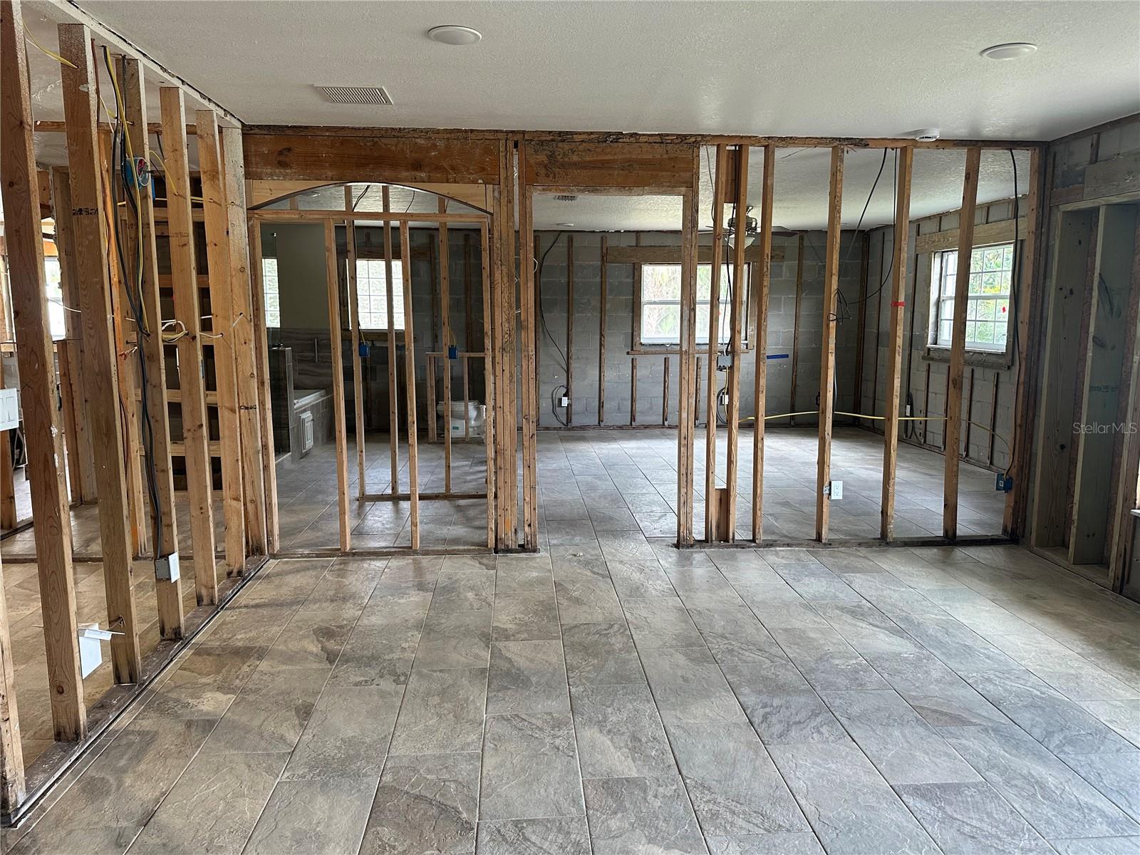 556 NW 9TH AVE, CRYSTAL RIVER, FL, 34428