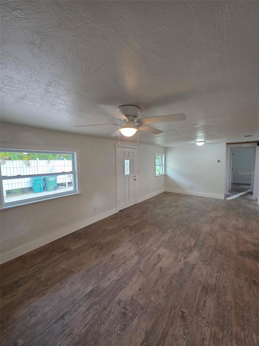 503 OLIVE AVE, NOKOMIS, FL, 34275