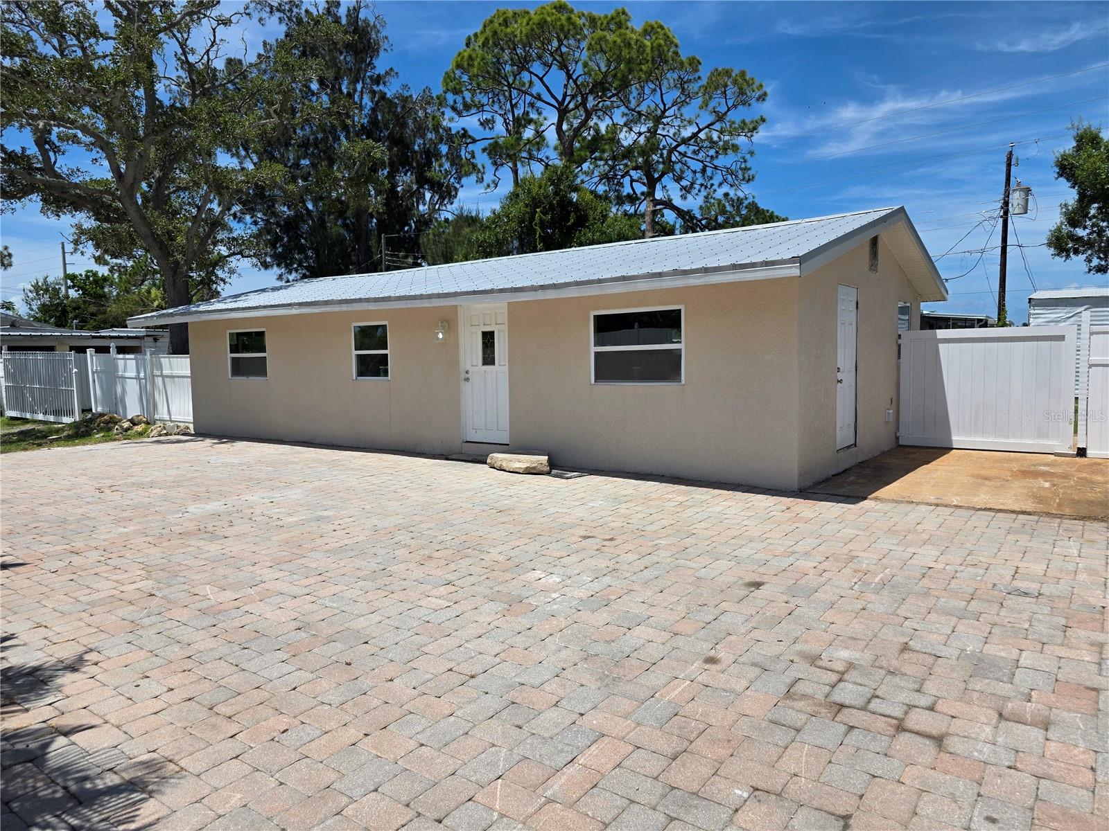 503 OLIVE AVE, NOKOMIS, FL, 34275