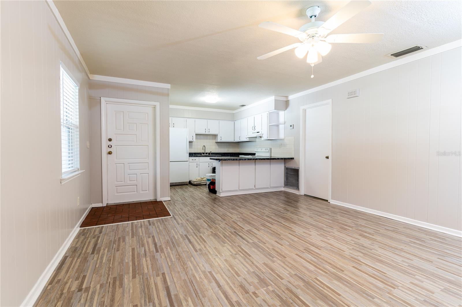 195 DAIRY RD #B, AUBURNDALE, FL, 33823