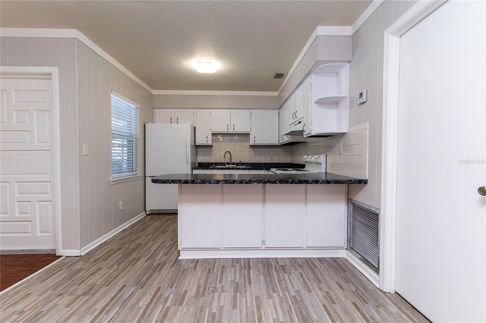 195 DAIRY RD #B, AUBURNDALE, FL, 33823