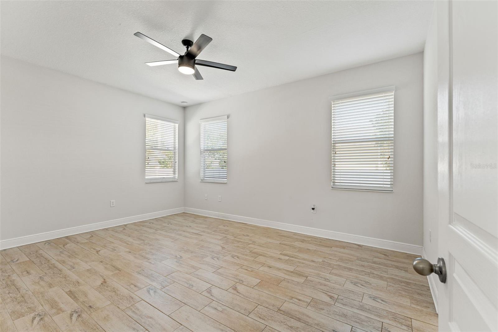 2513 W CHERRY ST, TAMPA, FL, 33607