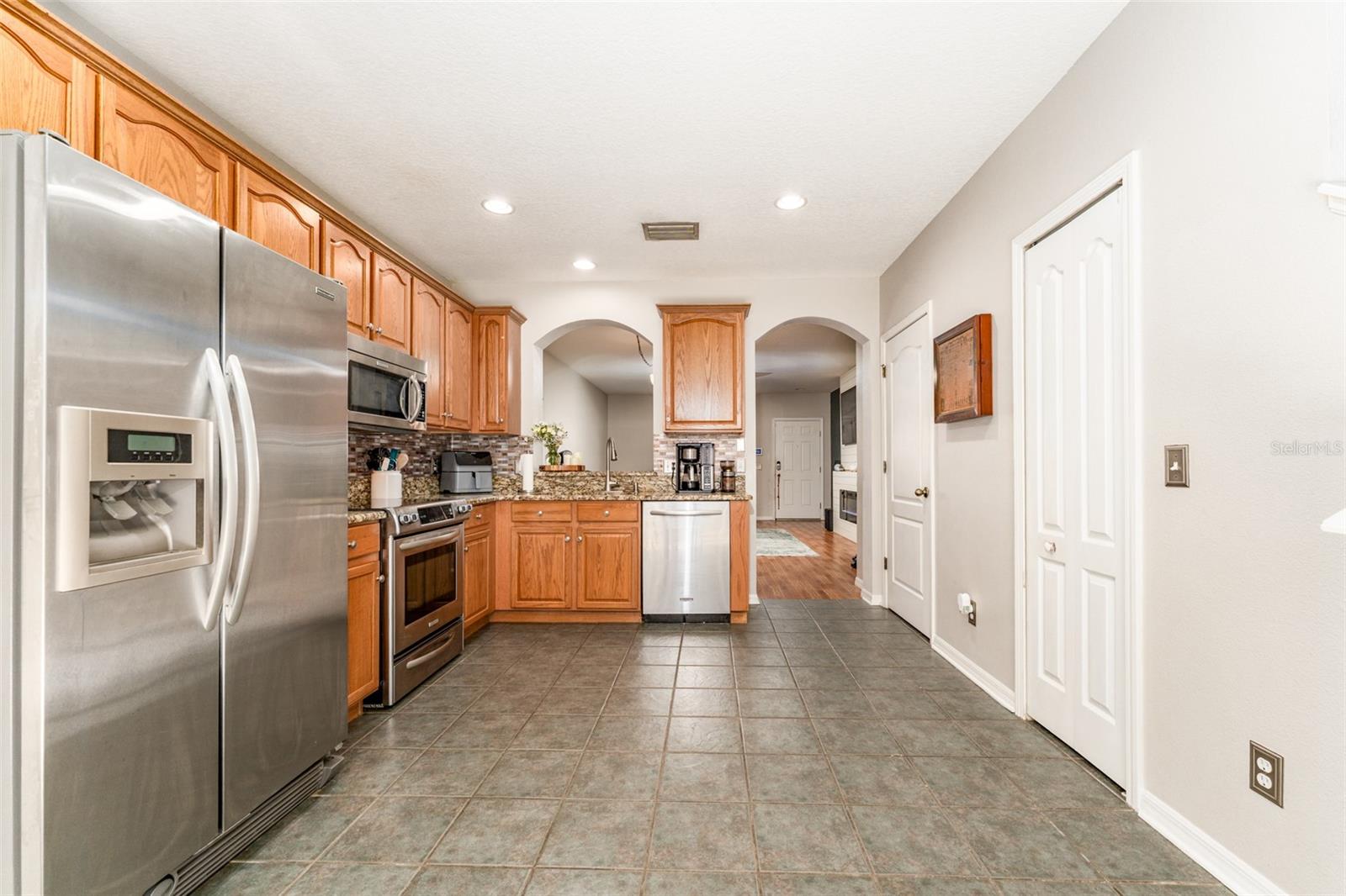 5712 FISHHAWK RIDGE DR, LITHIA, FL, 33547