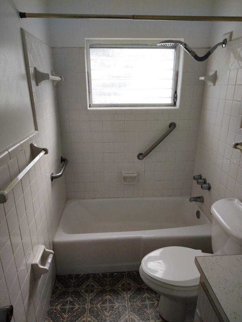828 N HYER AVE, ORLANDO, FL, 32803