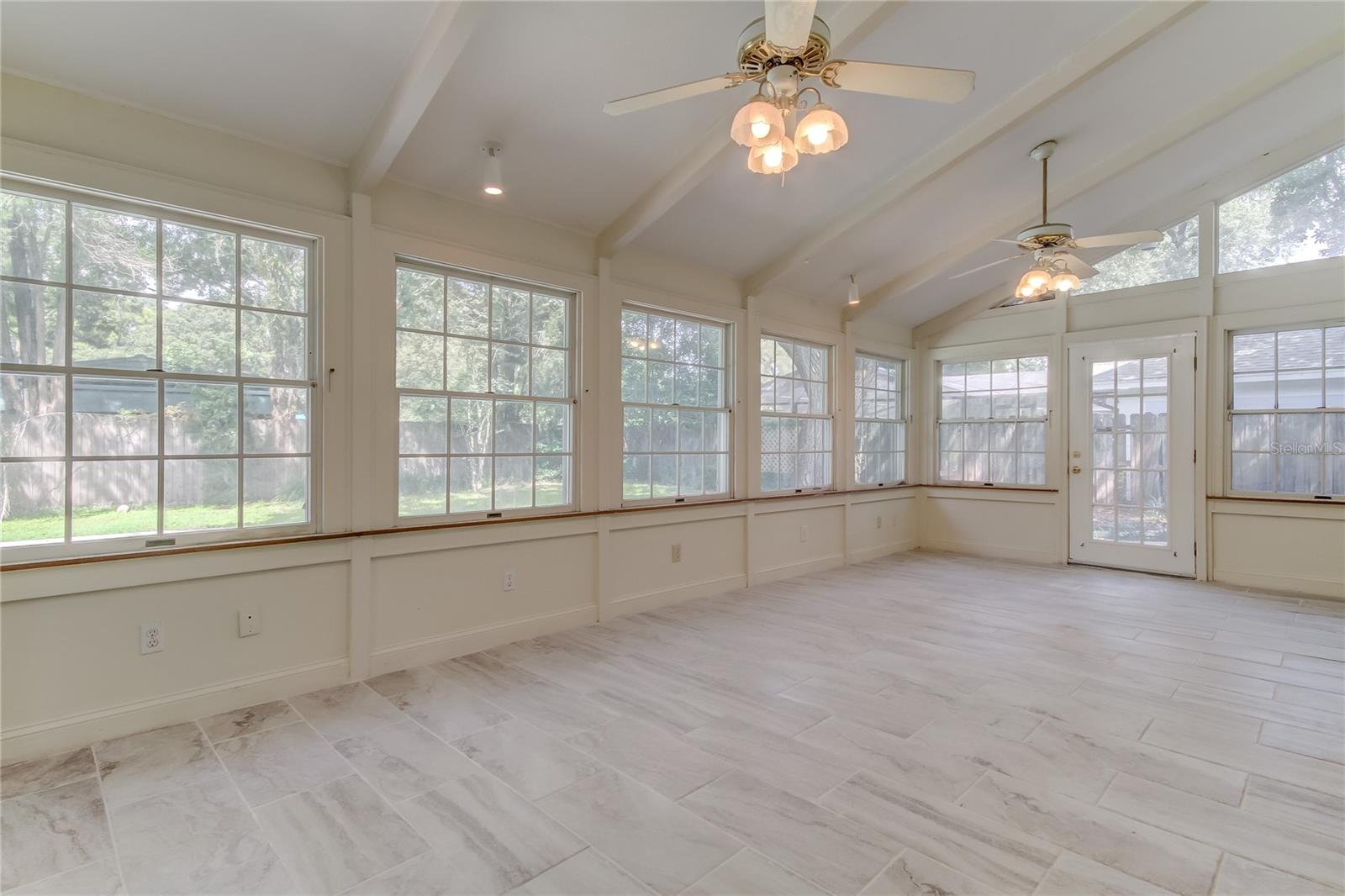 10406 RECLINATA LN, TAMPA, FL, 33618