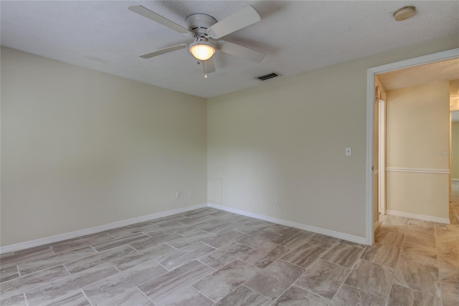 10406 RECLINATA LN, TAMPA, FL, 33618