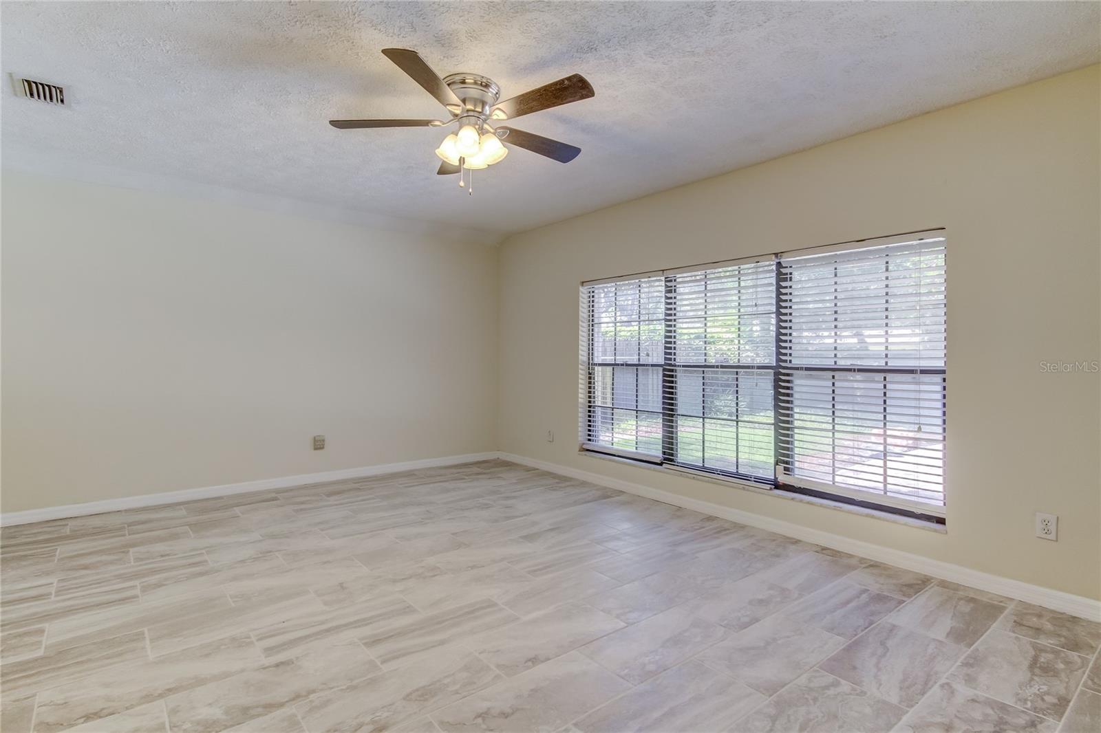 10406 RECLINATA LN, TAMPA, FL, 33618