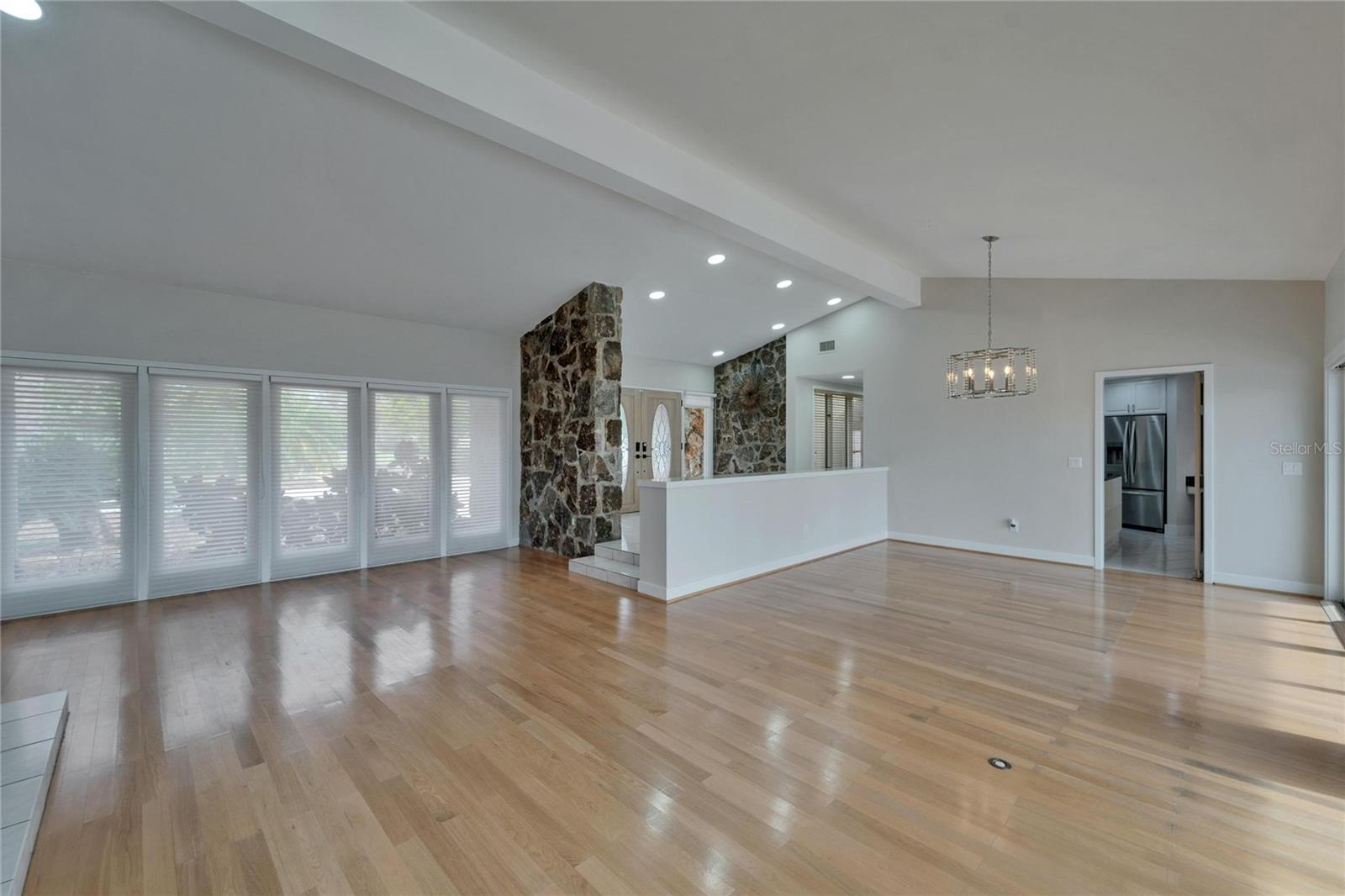 10301 RECLINATA LN, TAMPA, FL, 33618