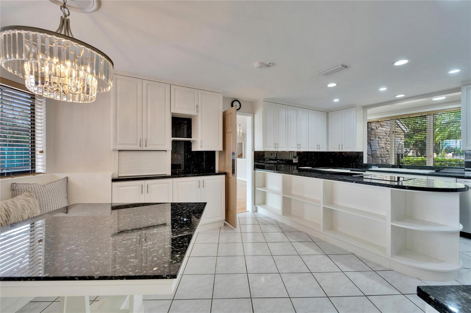10301 RECLINATA LN, TAMPA, FL, 33618