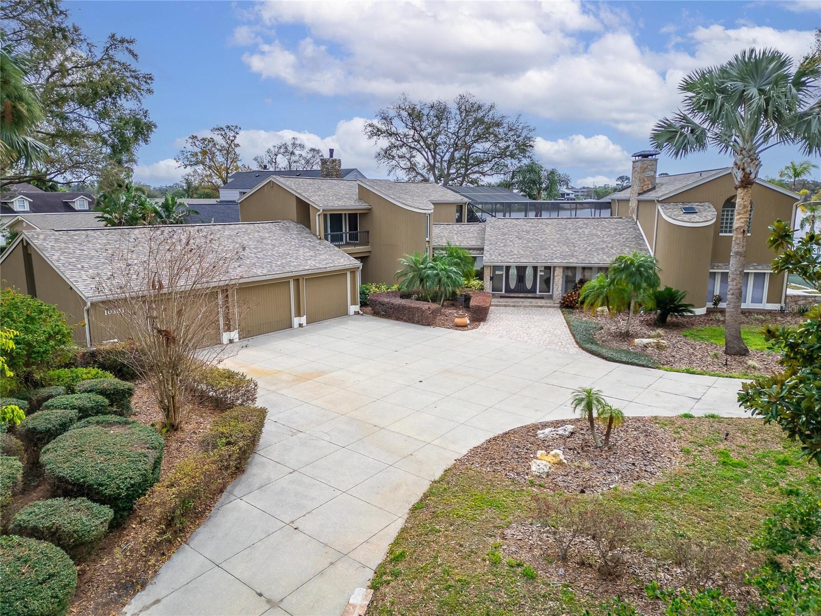 10301 RECLINATA LN, TAMPA, FL, 33618