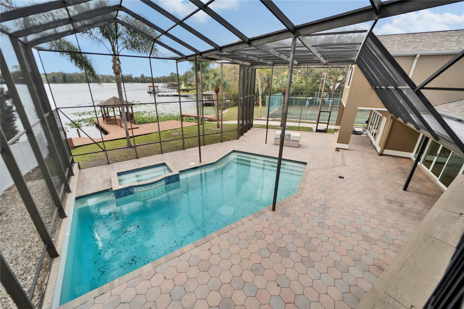 10301 RECLINATA LN, TAMPA, FL, 33618