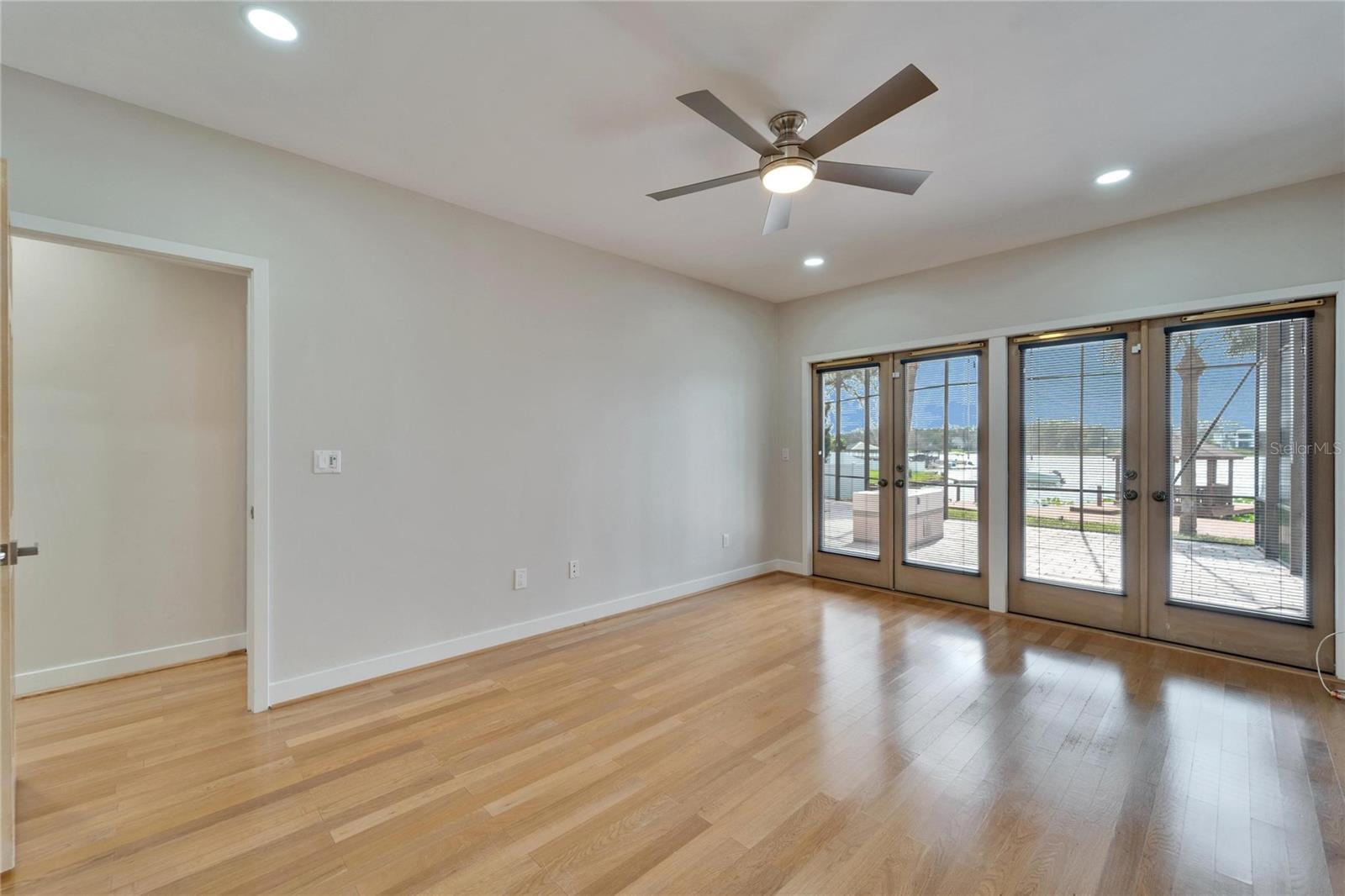 10301 RECLINATA LN, TAMPA, FL, 33618