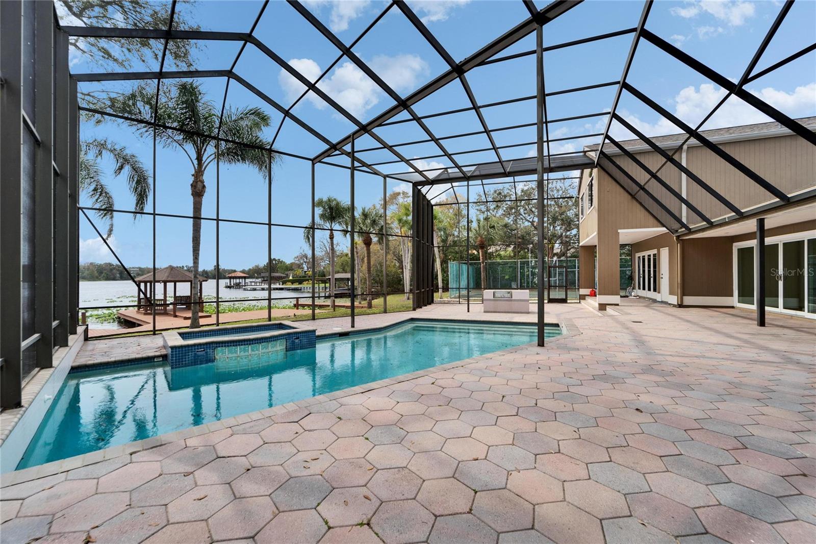 10301 RECLINATA LN, TAMPA, FL, 33618