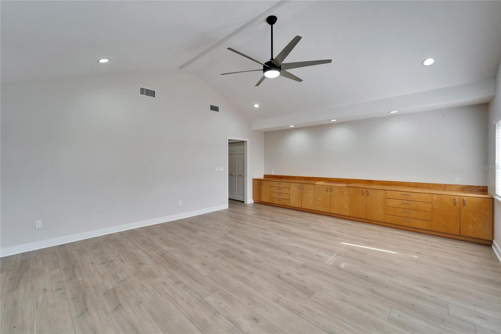 10301 RECLINATA LN, TAMPA, FL, 33618