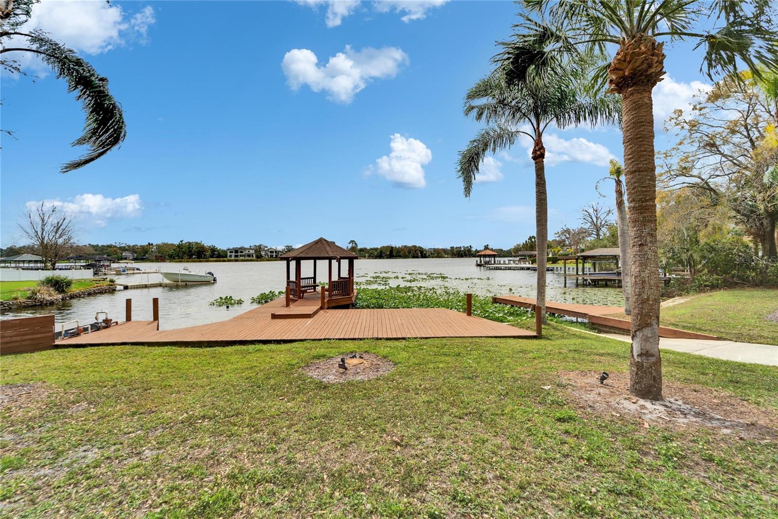10301 RECLINATA LN, TAMPA, FL, 33618