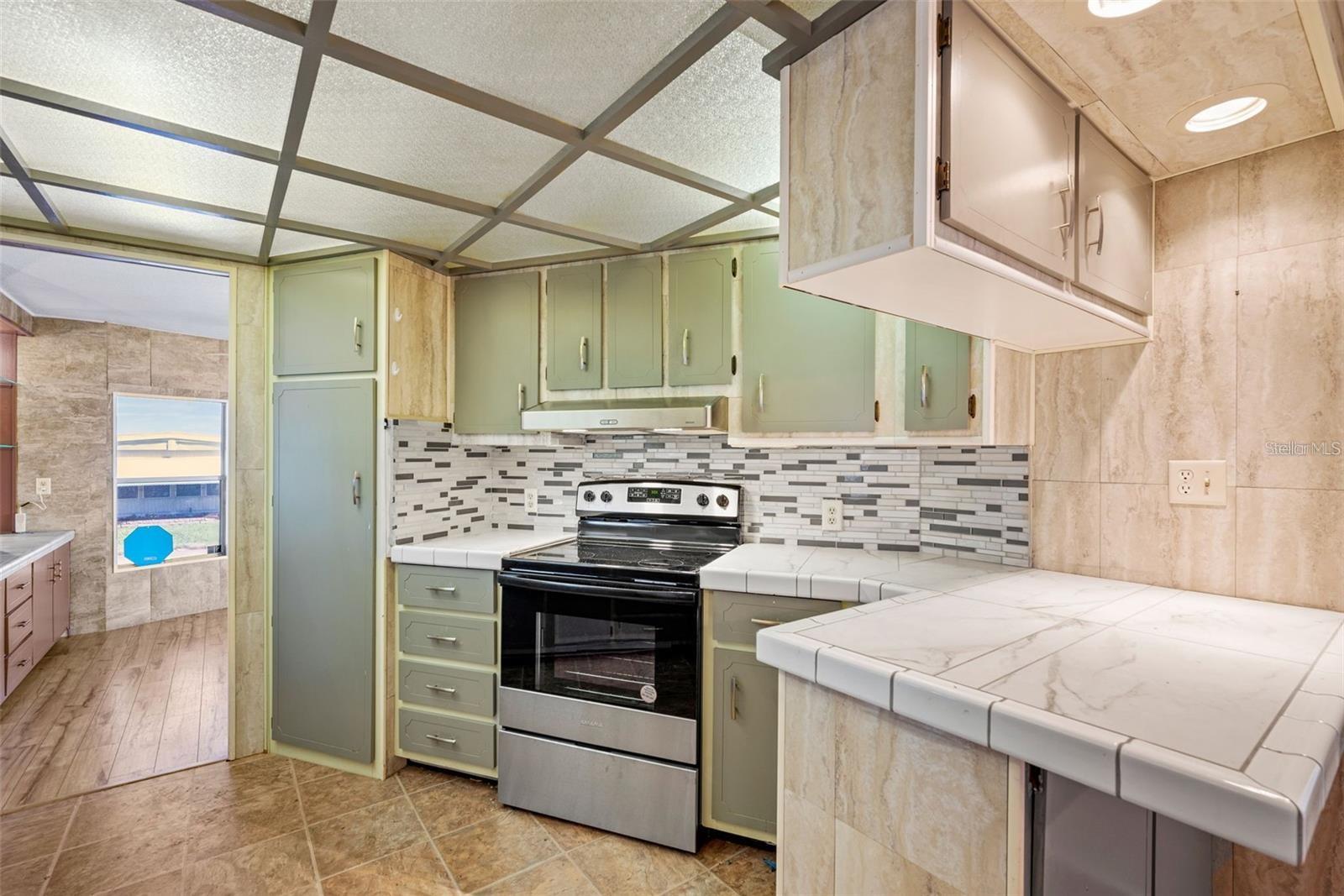 7 MOUNTAIN LAUREL DR, PALM HARBOR, FL, 34684