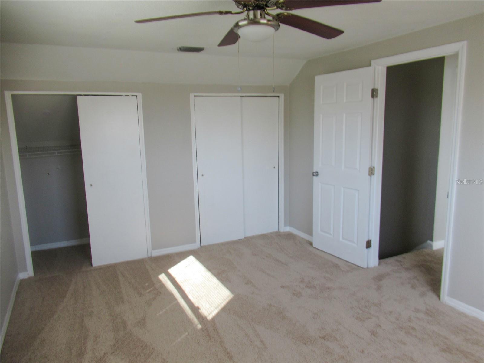 9062 SUNRISE DR, LARGO, FL, 33773