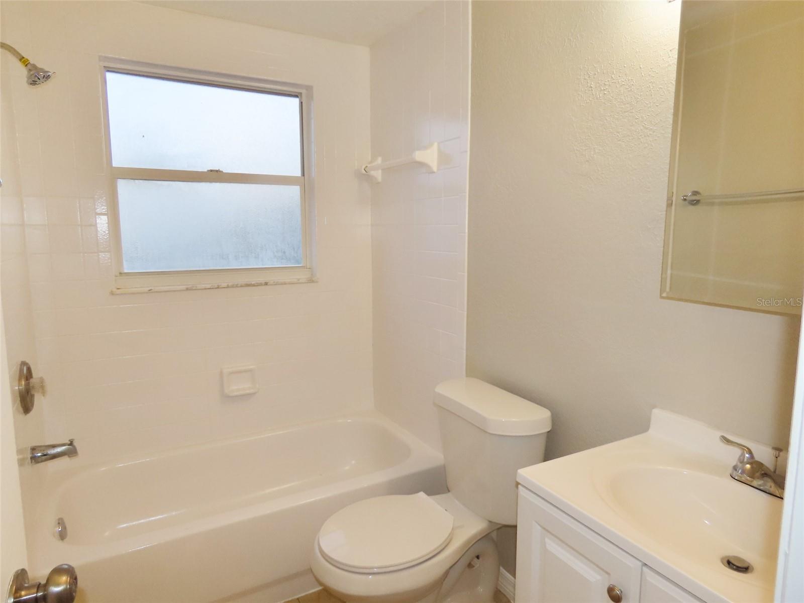 9062 SUNRISE DR, LARGO, FL, 33773