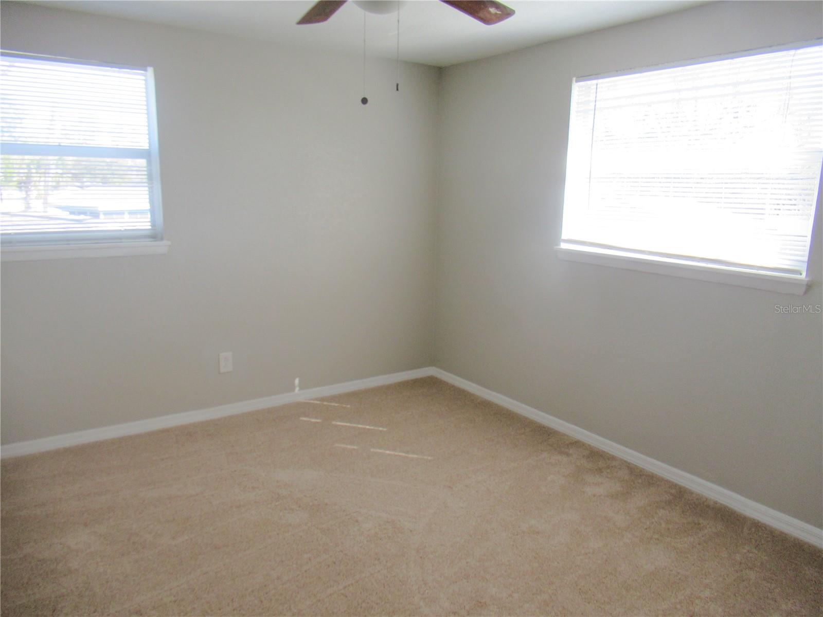 9062 SUNRISE DR, LARGO, FL, 33773
