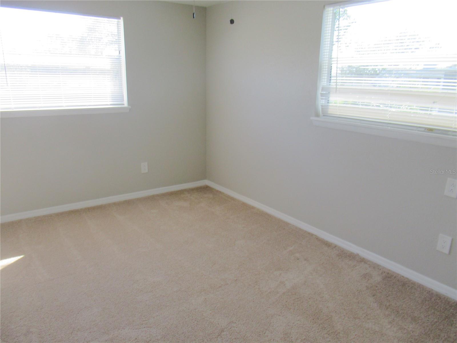 9062 SUNRISE DR, LARGO, FL, 33773