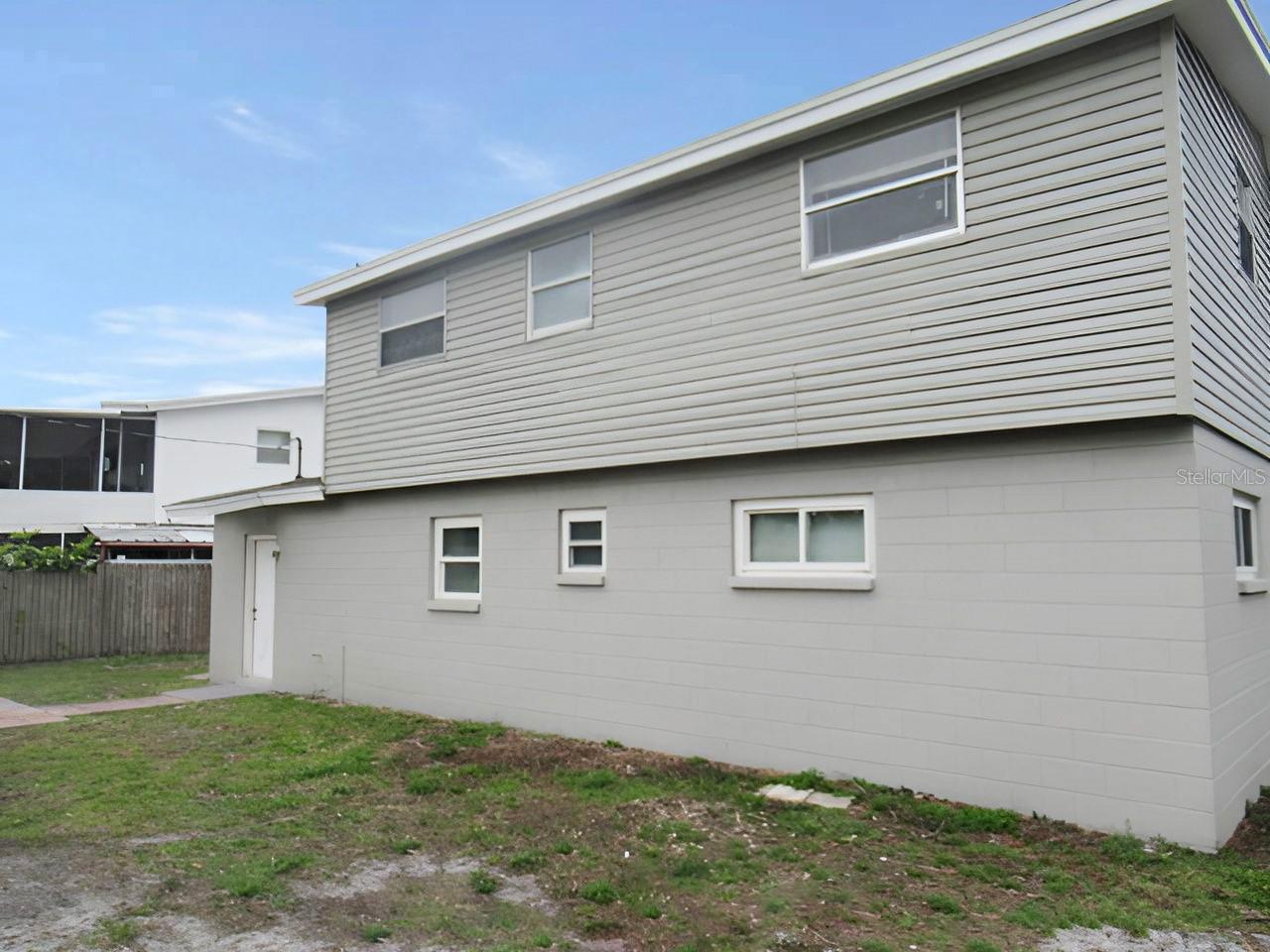 9062 SUNRISE DR, LARGO, FL, 33773
