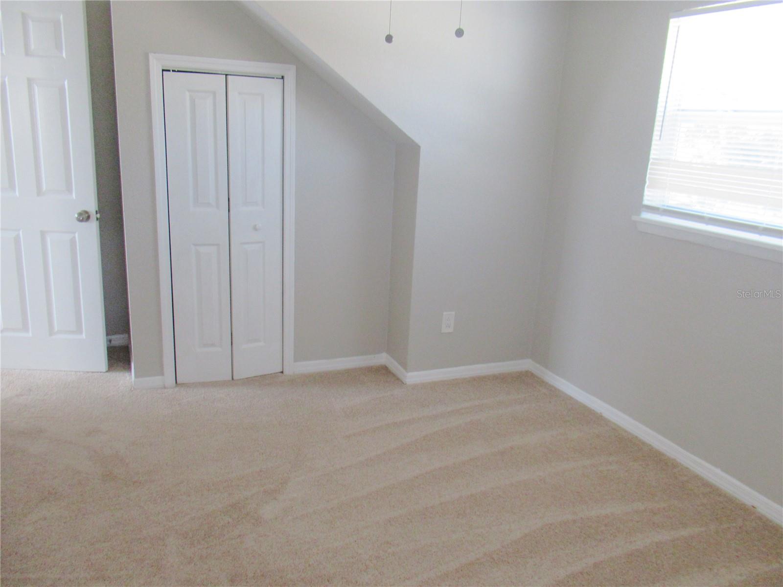 9062 SUNRISE DR, LARGO, FL, 33773