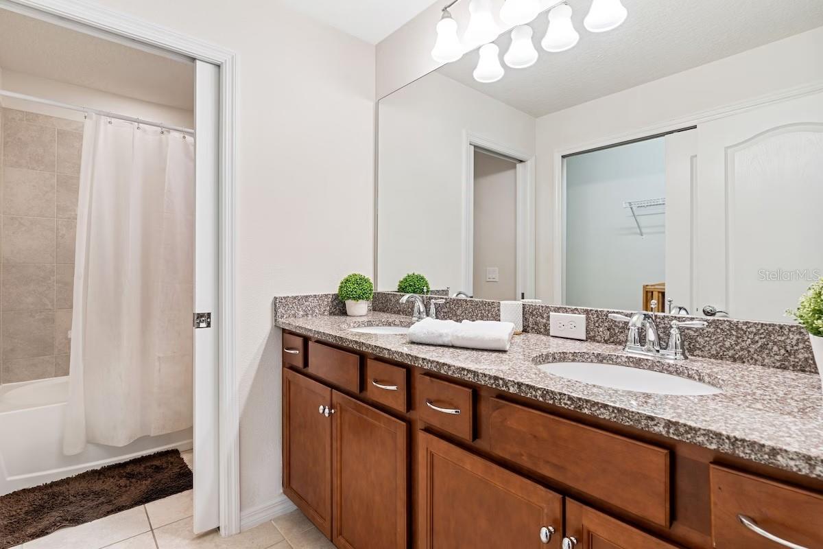 8879 GENEVE CT, KISSIMMEE, FL, 34747