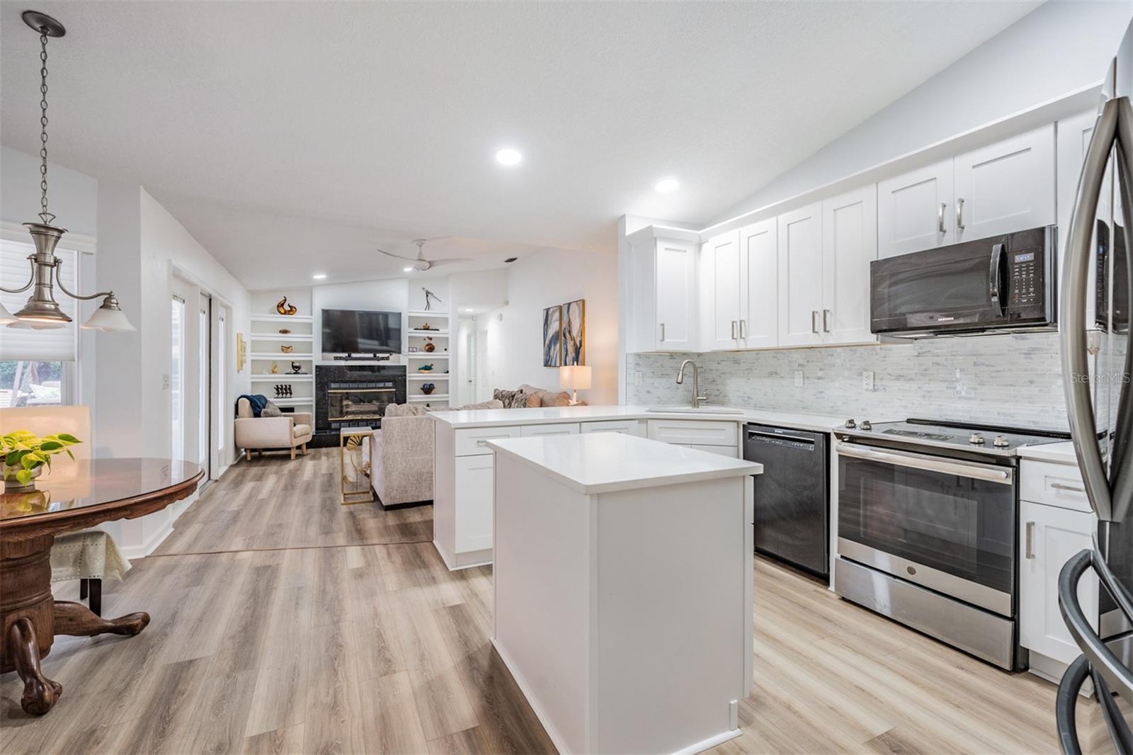 18806 AUTUMN LAKE BLVD, HUDSON, FL, 34667