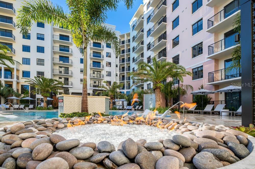 901 W CHESNUT ST #B-216, TAMPA, FL, 33607
