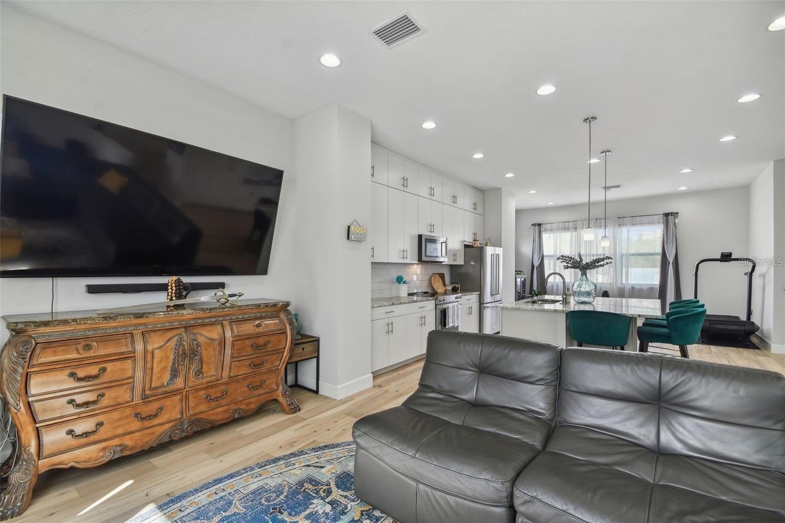 310 N OREGON AVE, TAMPA, FL, 33606