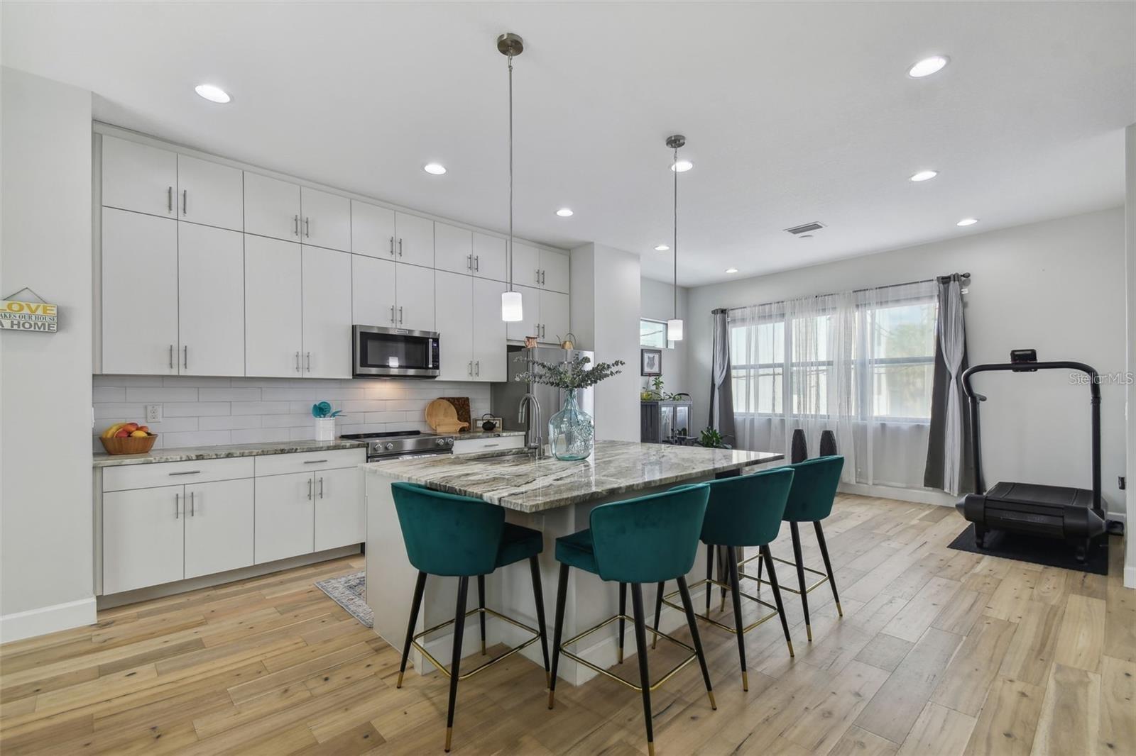 310 N OREGON AVE, TAMPA, FL, 33606
