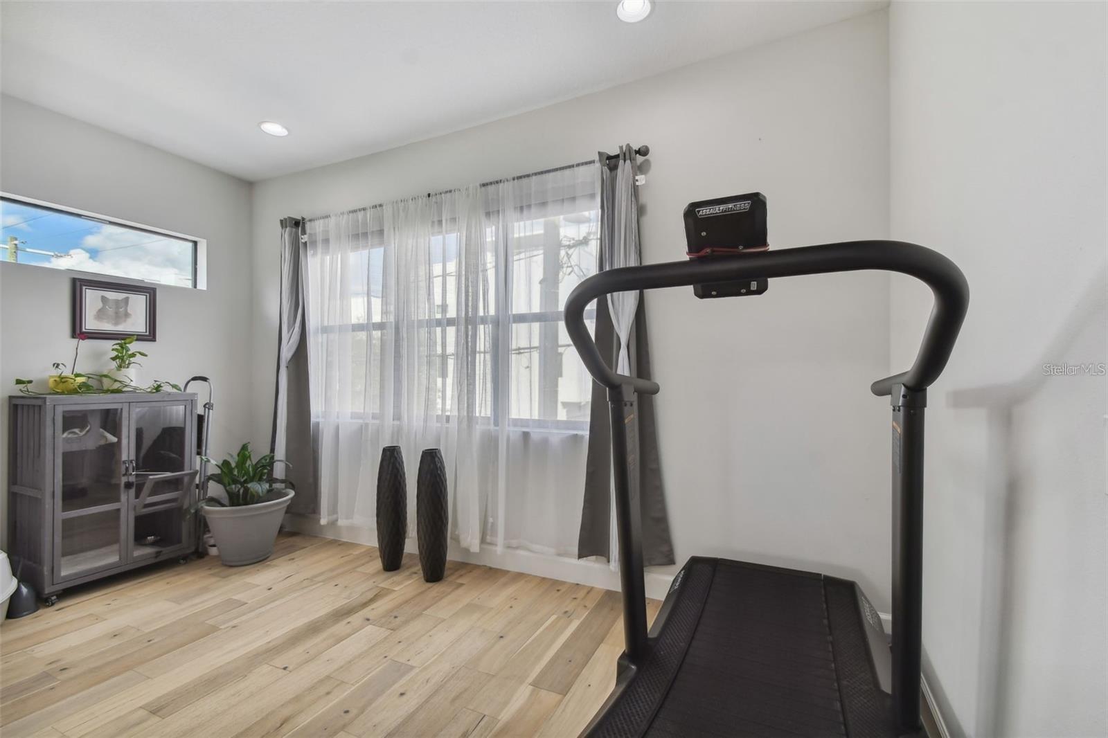 310 N OREGON AVE, TAMPA, FL, 33606