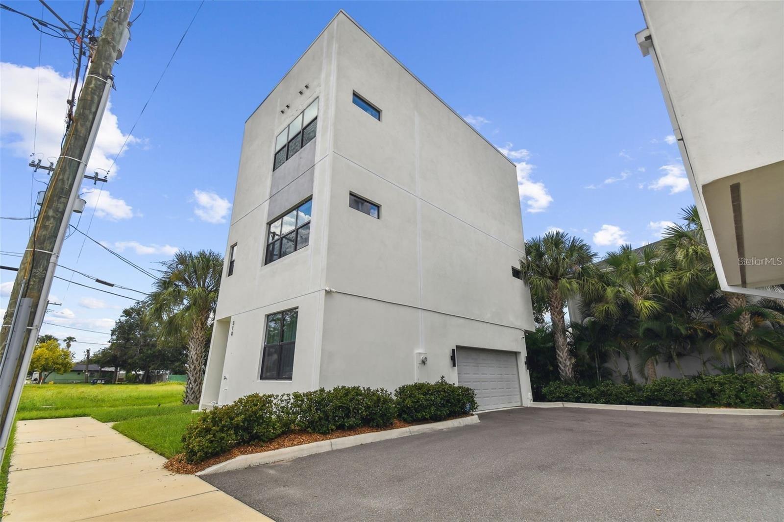 310 N OREGON AVE, TAMPA, FL, 33606