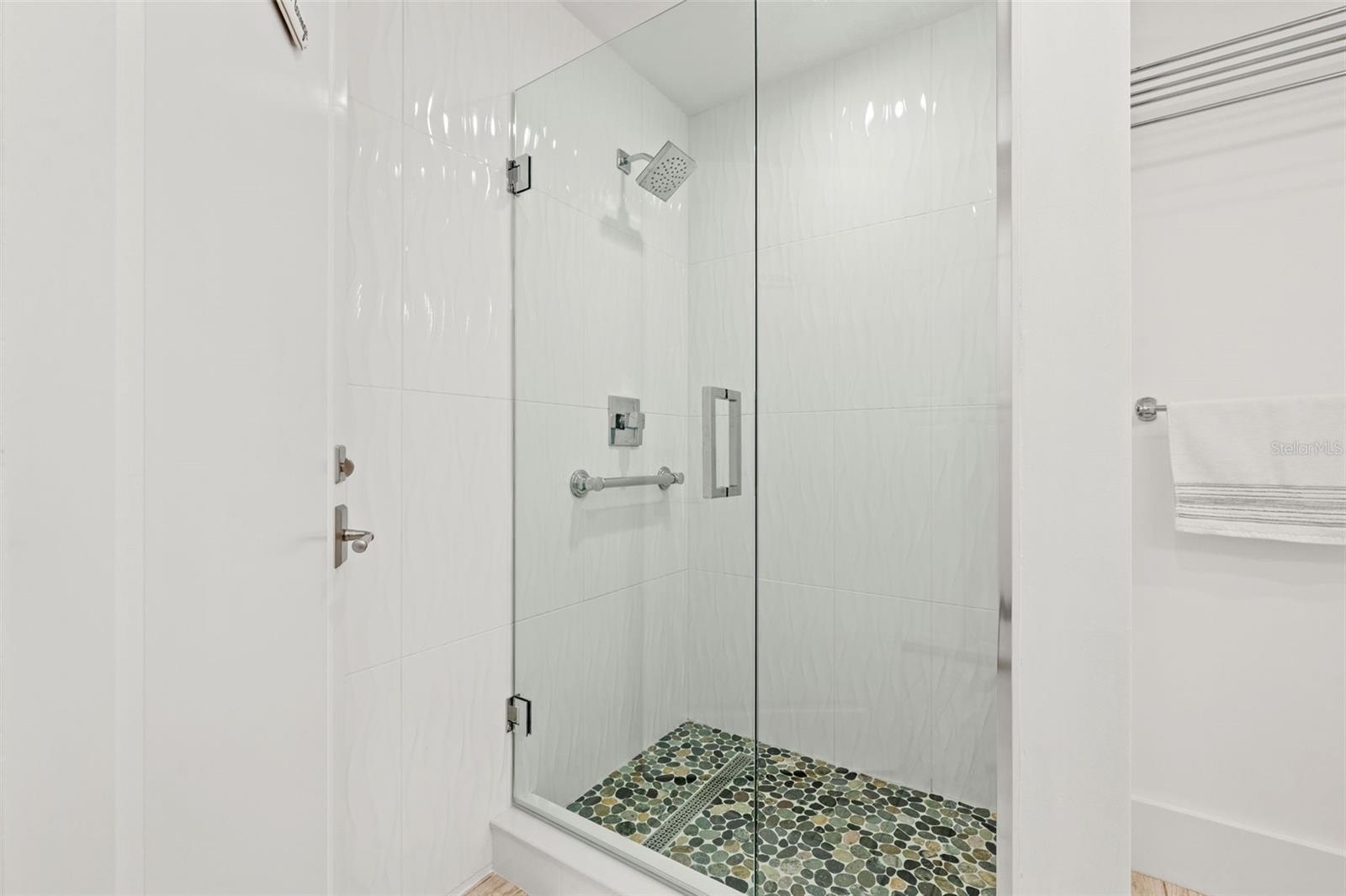 16 HIBISCUS RD, BELLEAIR, FL, 33756