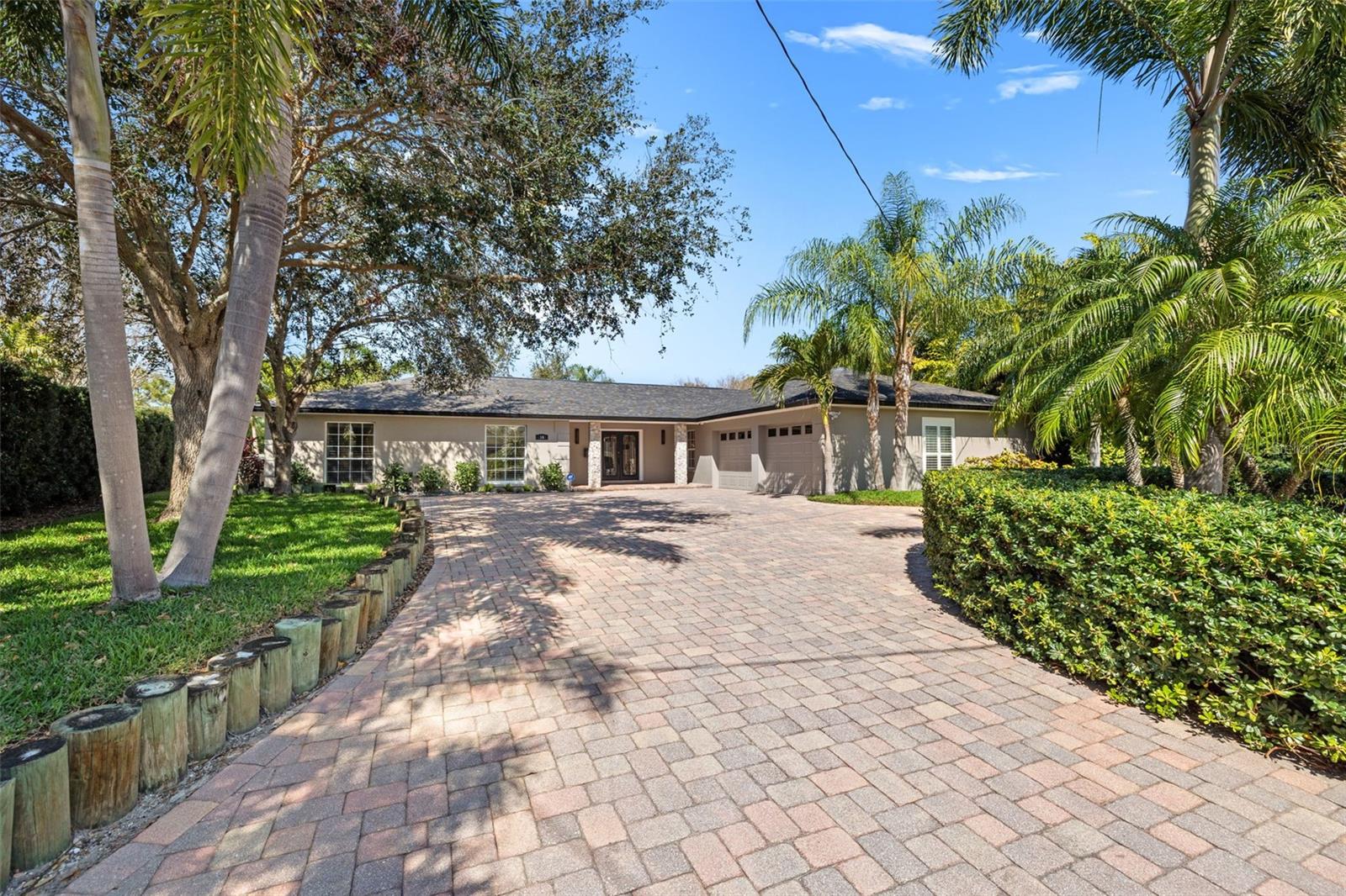 16 HIBISCUS RD, BELLEAIR, FL, 33756