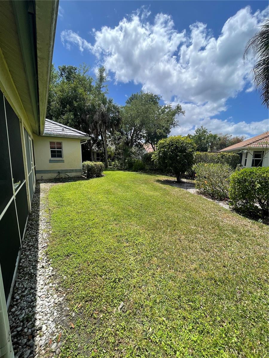 11387 WATERFORD VILLAGE DR, FORT MYERS, FL, 33913