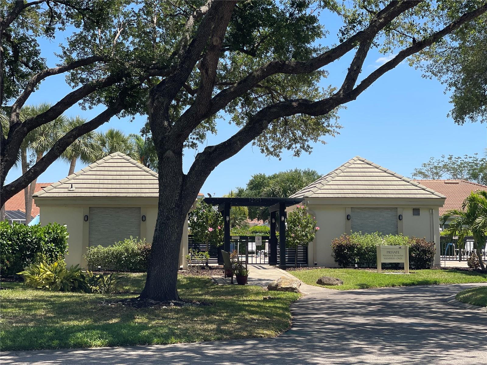 11387 WATERFORD VILLAGE DR, FORT MYERS, FL, 33913