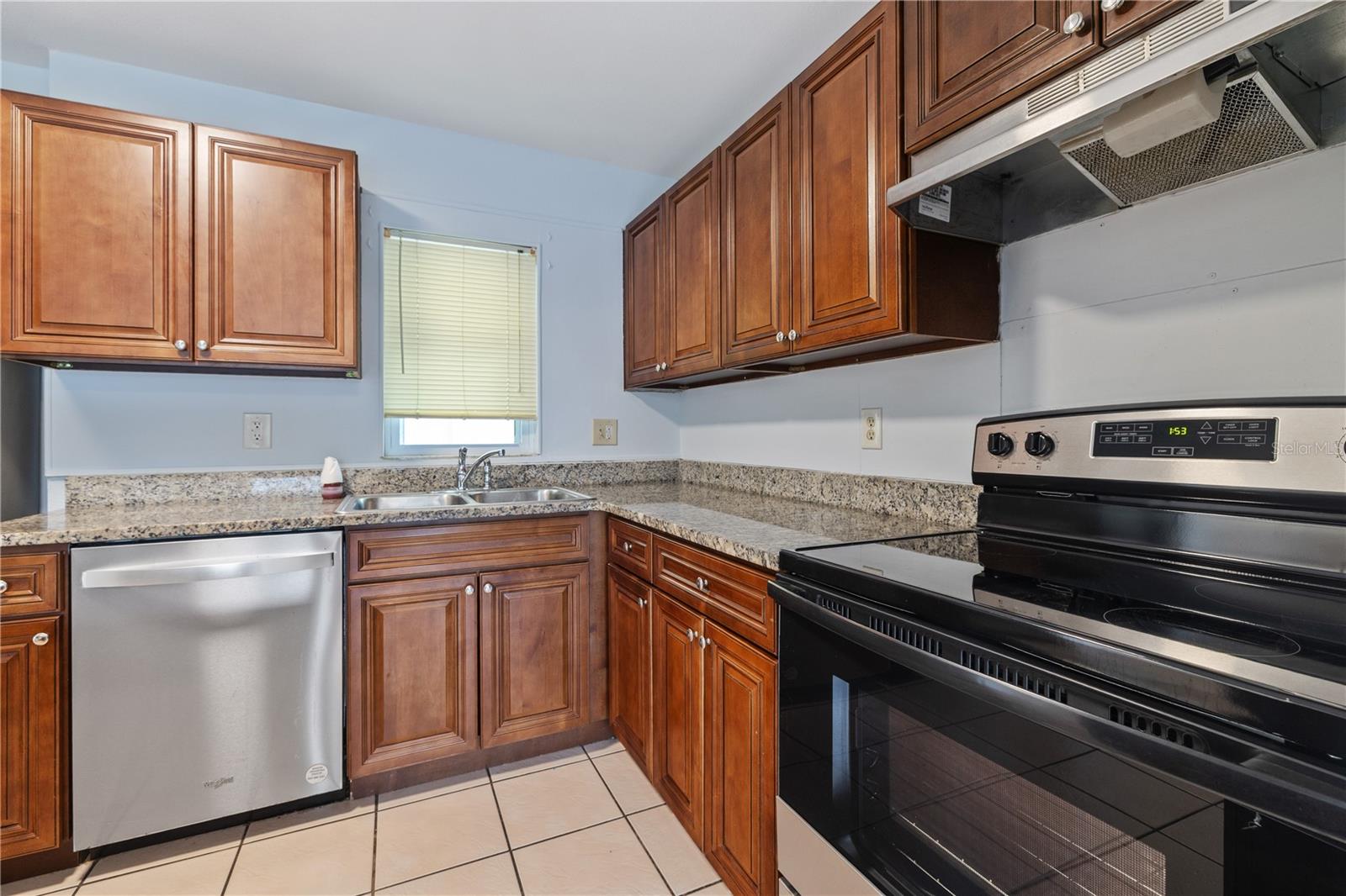8518 RENALD BLVD, TEMPLE TERRACE, FL, 33637