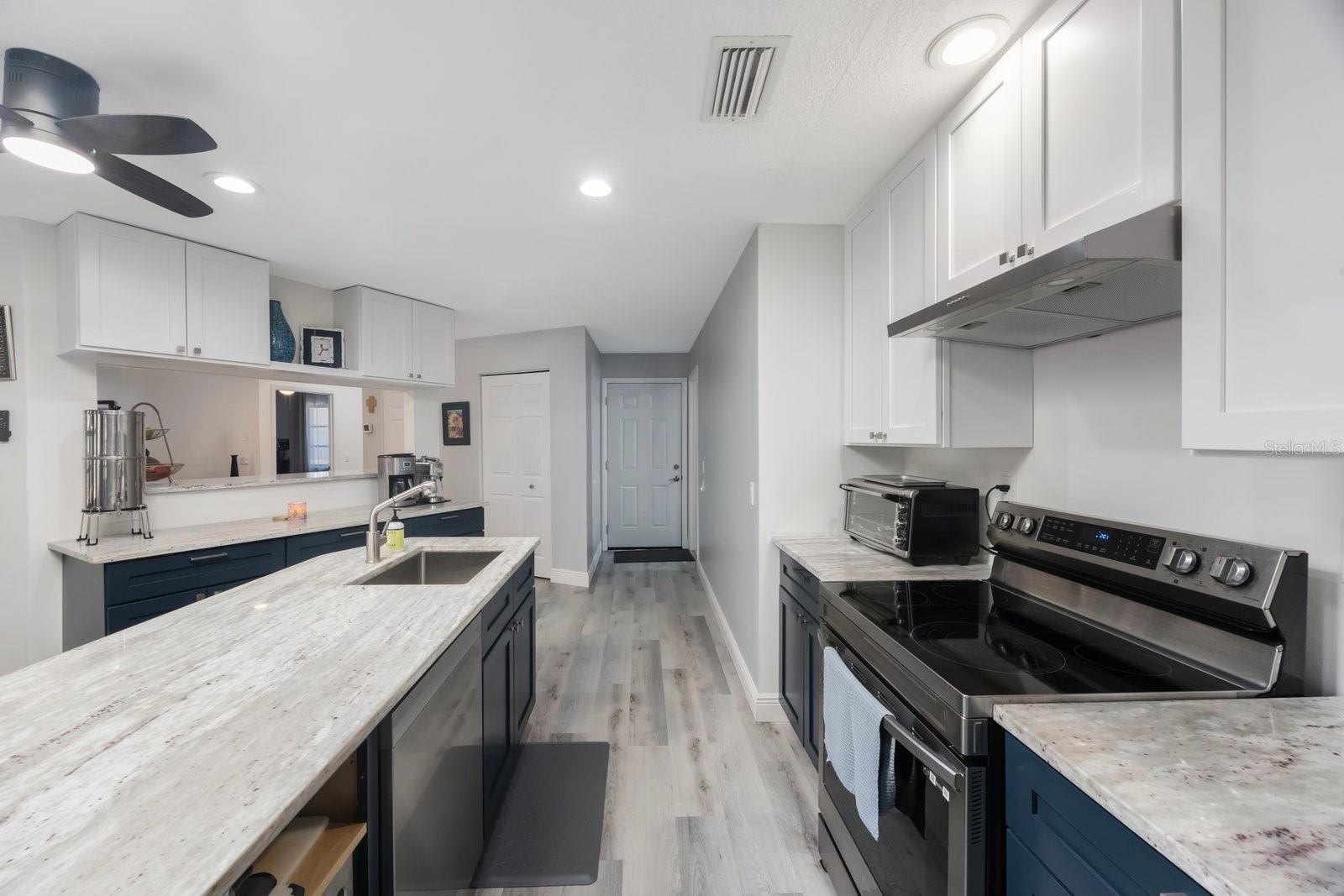 1036 HAMILTON AVE, TARPON SPRINGS, FL, 34689