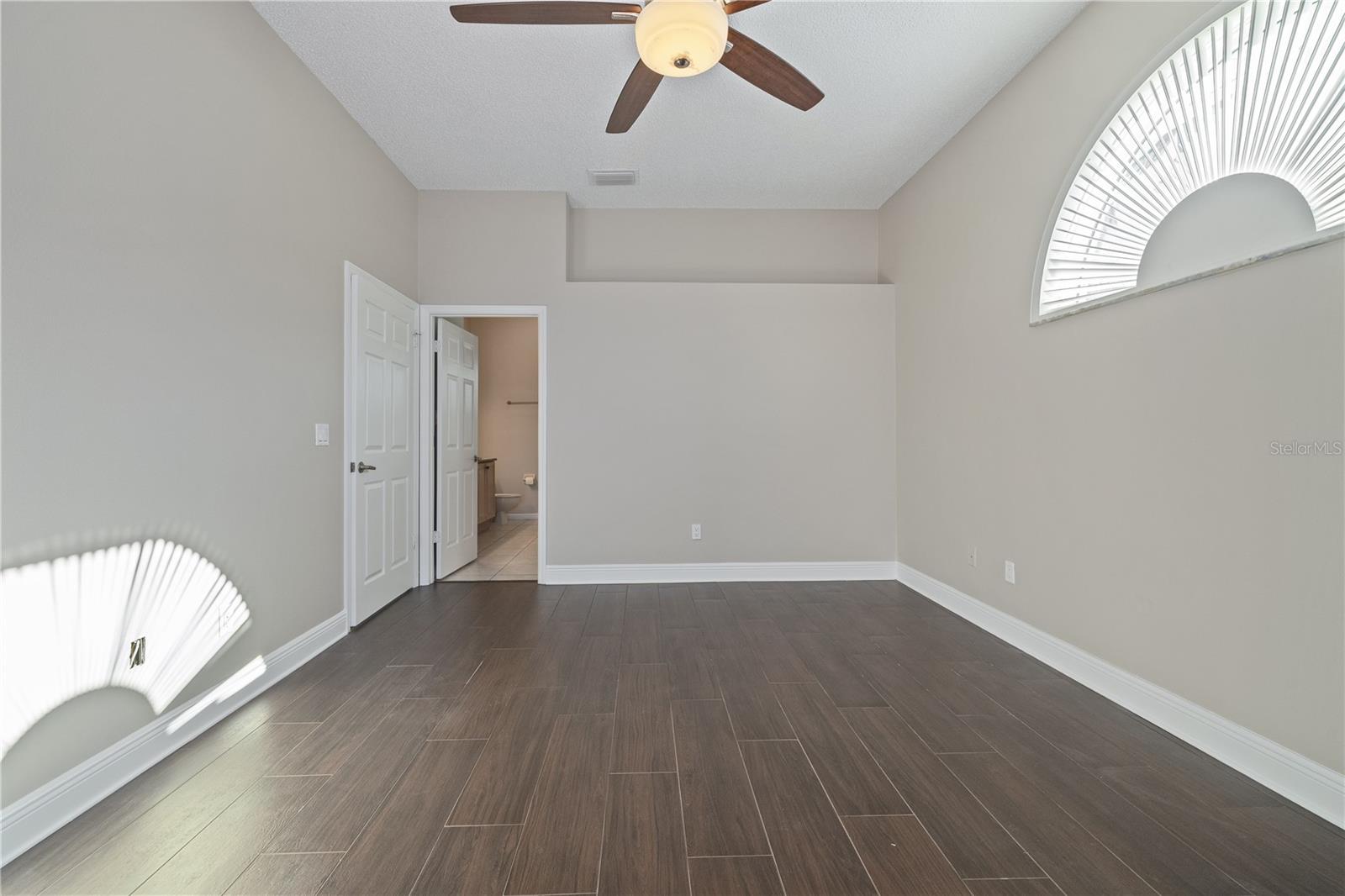 12050 STONE CROSSING CIR, TAMPA, FL, 33635