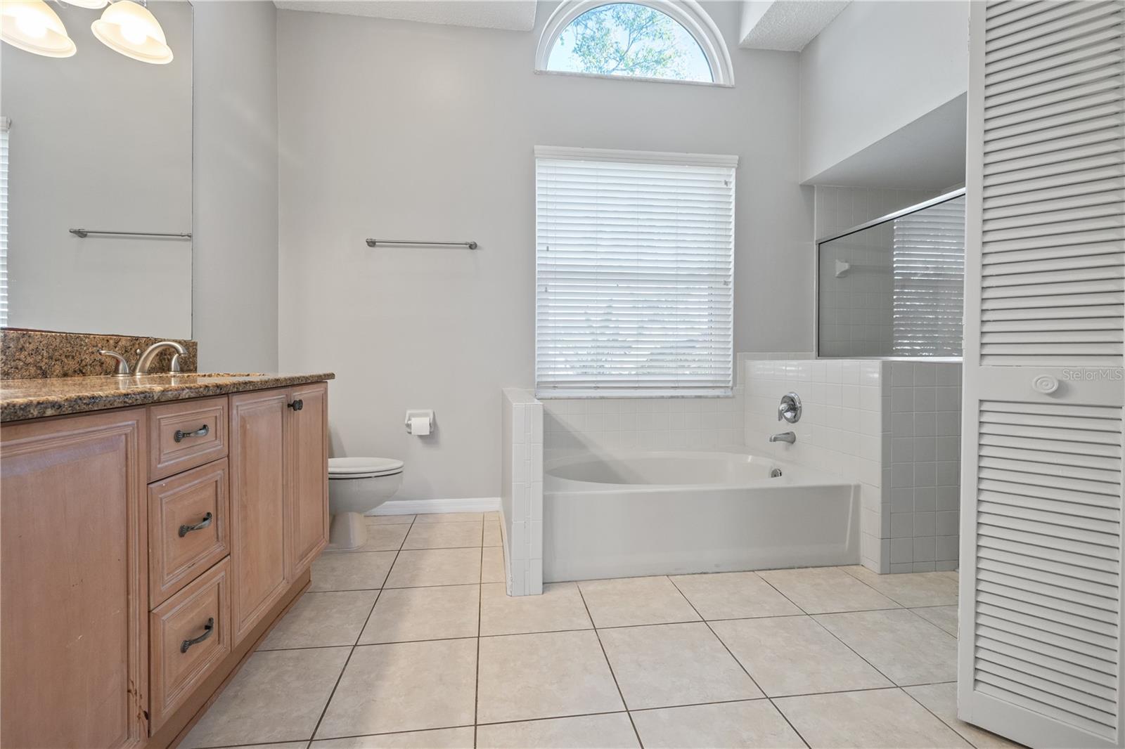 12050 STONE CROSSING CIR, TAMPA, FL, 33635