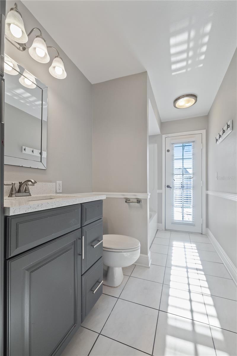 12050 STONE CROSSING CIR, TAMPA, FL, 33635