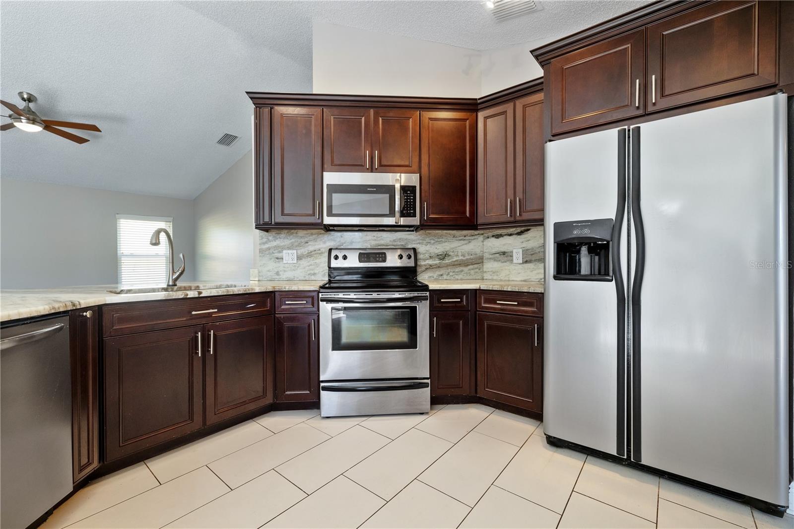 12050 STONE CROSSING CIR, TAMPA, FL, 33635