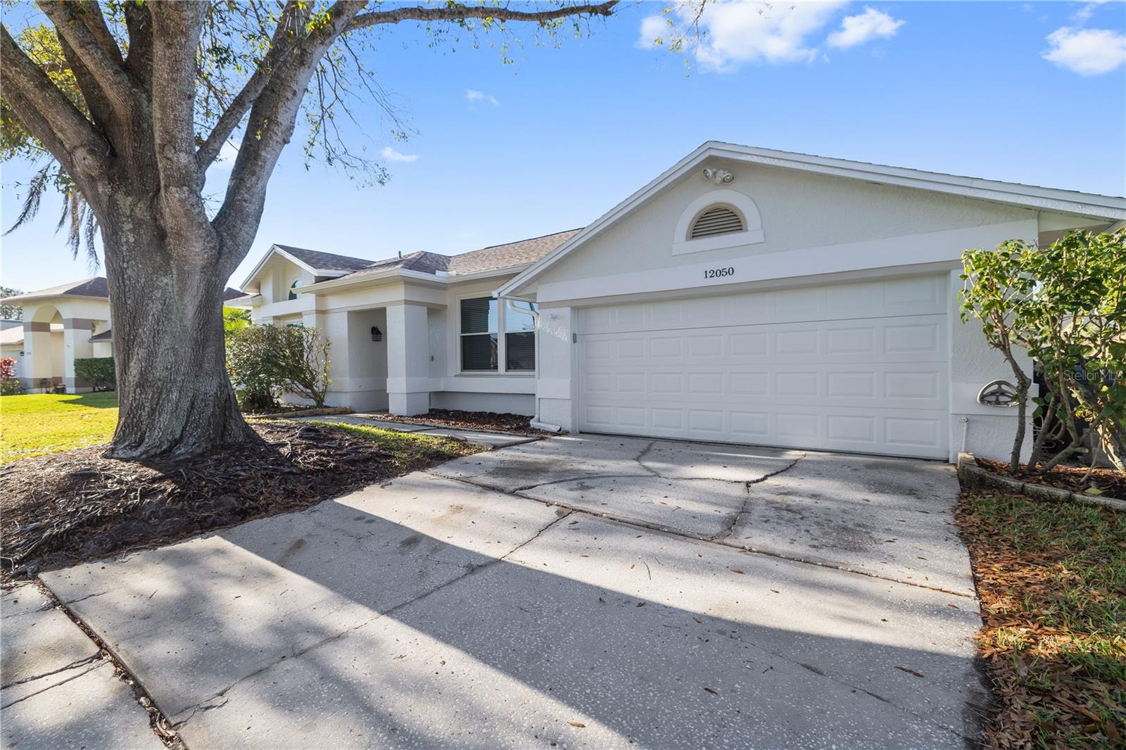 12050 STONE CROSSING CIR, TAMPA, FL, 33635
