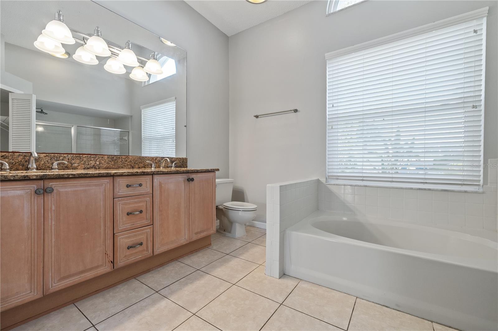 12050 STONE CROSSING CIR, TAMPA, FL, 33635