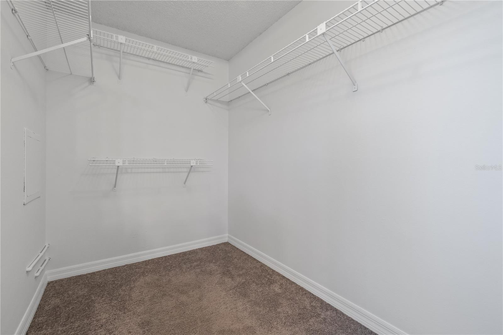 12050 STONE CROSSING CIR, TAMPA, FL, 33635