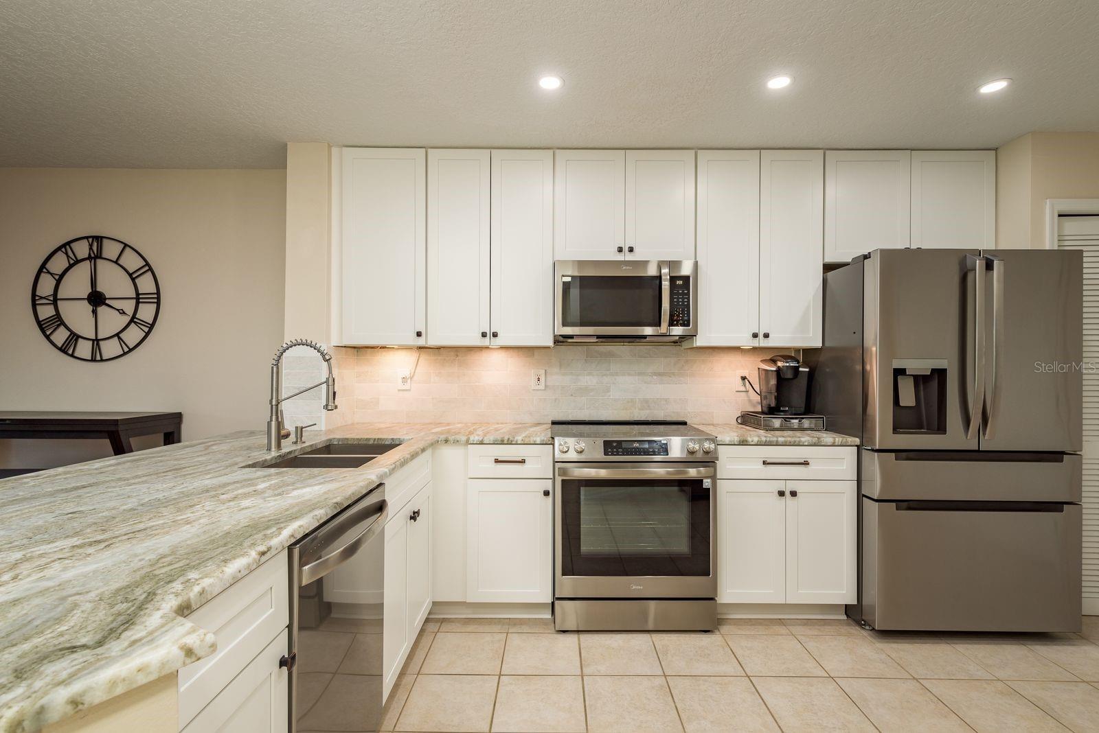 720 EARLS CT, SAFETY HARBOR, FL, 34695