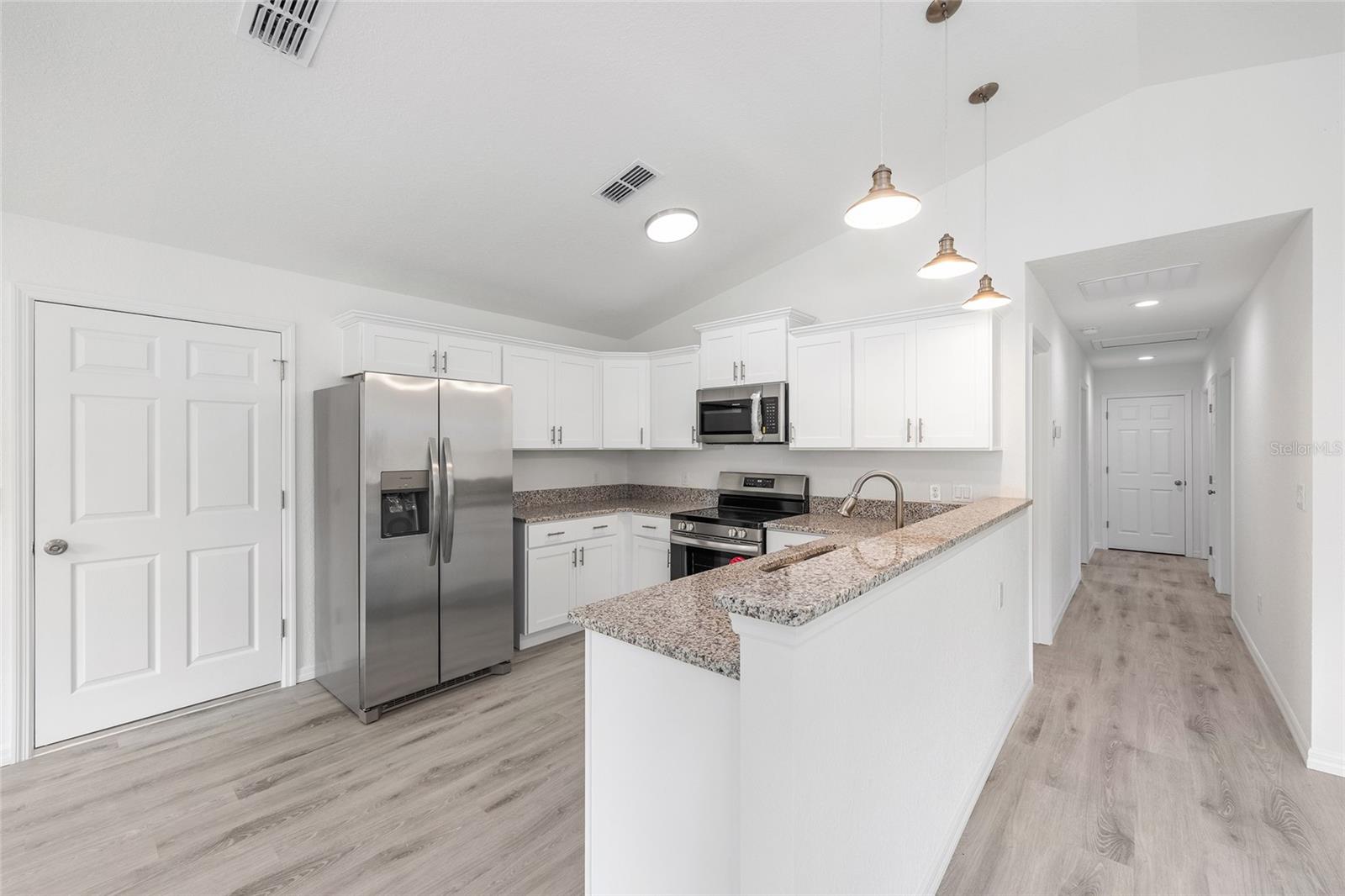 107 SW ALVAREZ RD, DUNNELLON, FL, 34431